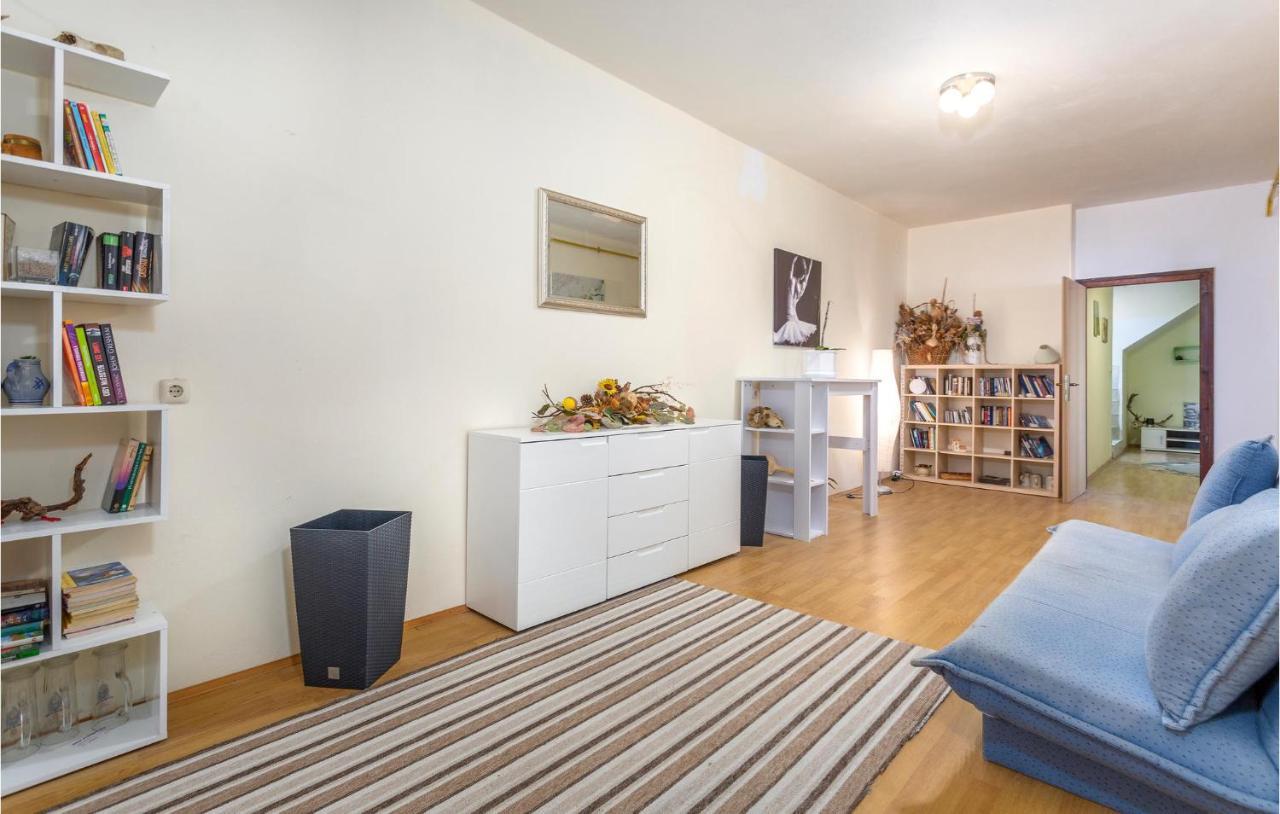 Nice Apartment In Stara Baska 1 With Wifi Buitenkant foto